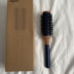 Brand New Dyson Vented Barrel Brush