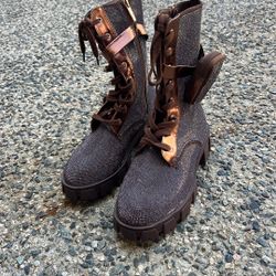Boots 10
