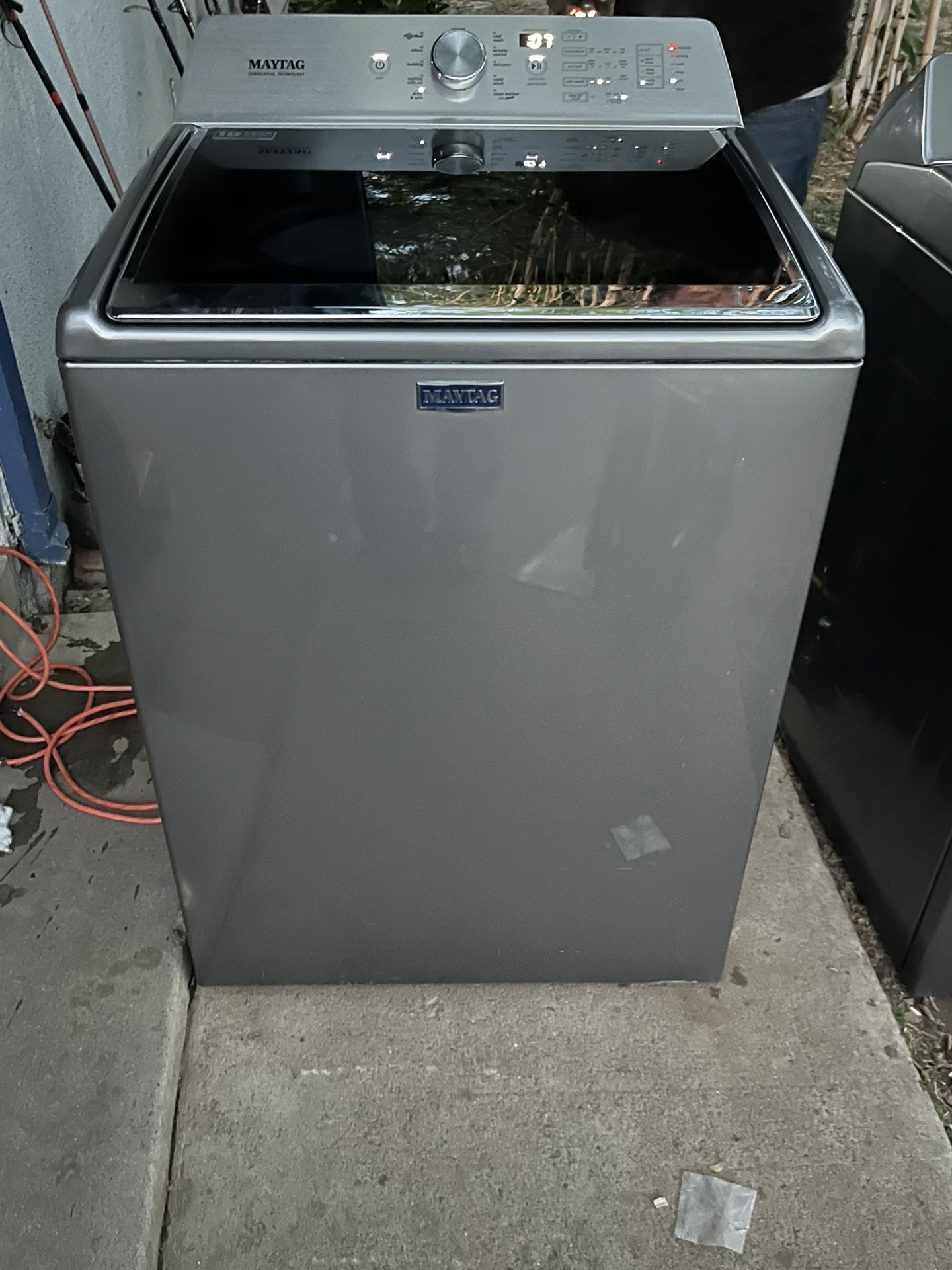 electric washer and dryer set