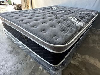 Queen Oasis Thermal Comfort Europillow Top 12in matres!!