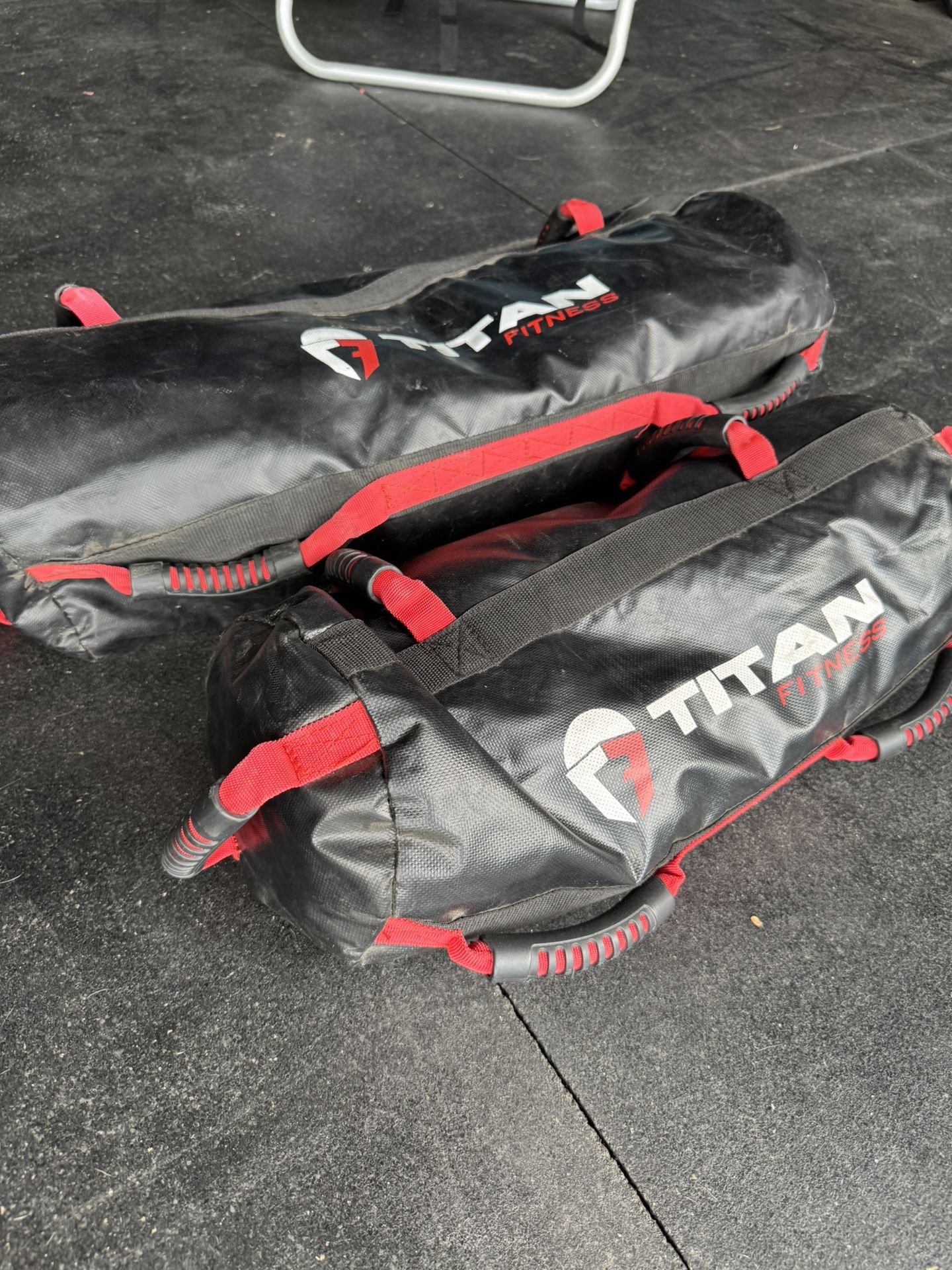 TITAN FITNESS Sandbags 80LB And 40LB