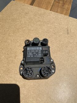 1993 Mercedes Benz ignition control module