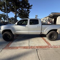 2008 Toyota Tacoma TRD Sport 4x4 – Lifted – Clean Title