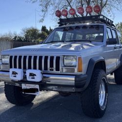 1985 Jeep Cherokee Pioneer Diesel