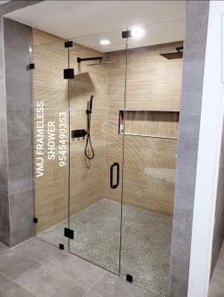 Shower glass door