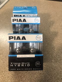 PIAA H13 xtreme white HYBRID Headlight pair NEW