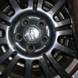 Set Of 4 17in. Rims With Tires Chrome