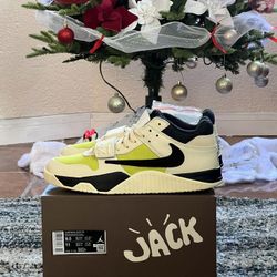 Jordan Jumpman Jack TR x Travis Scott Bright.                 Size 9.5 In Men 