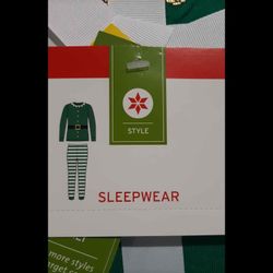 Brand New Boys Holiday Sleepwear Size 4