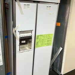 NEW OPEN BOX GE MONOGRAM 36”BUILT IN SIDE BY SIDE REFRIGERATOR 
