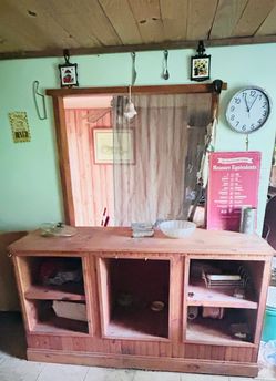Triple Bay cousin built kitchen cabinet