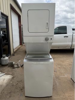24” Whirlpool Washer And Dryer Stackable