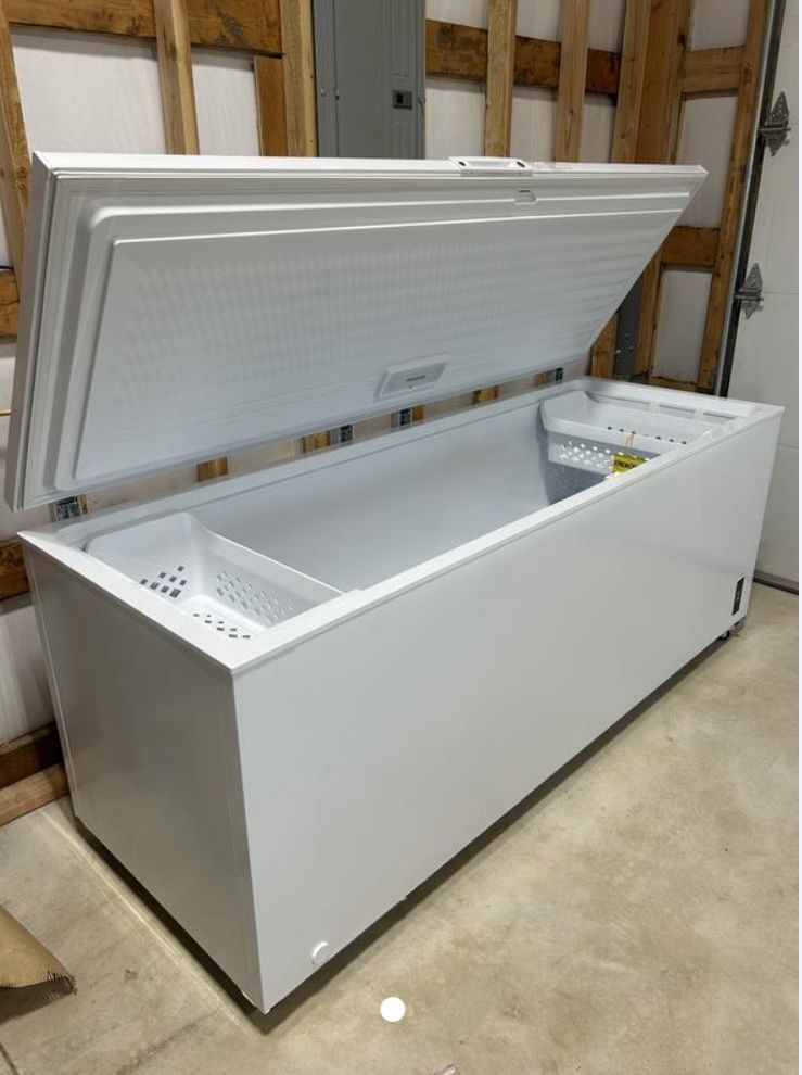 14.8 Cu Ft Chest Freezer
