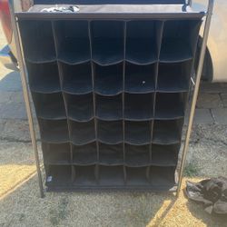 Shoe rack