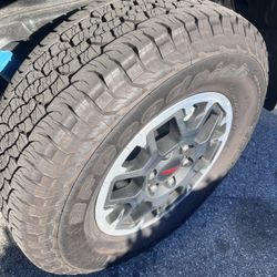 2025 OEM Tacoma Wheels And Tires 