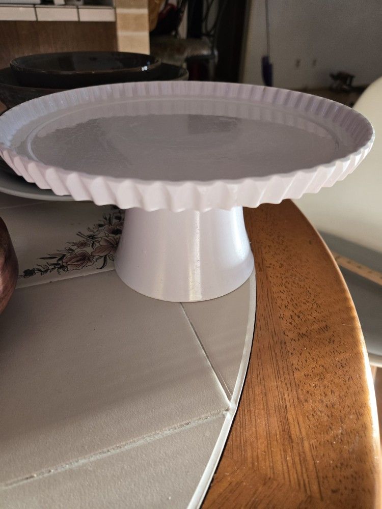 Free Cake Stand