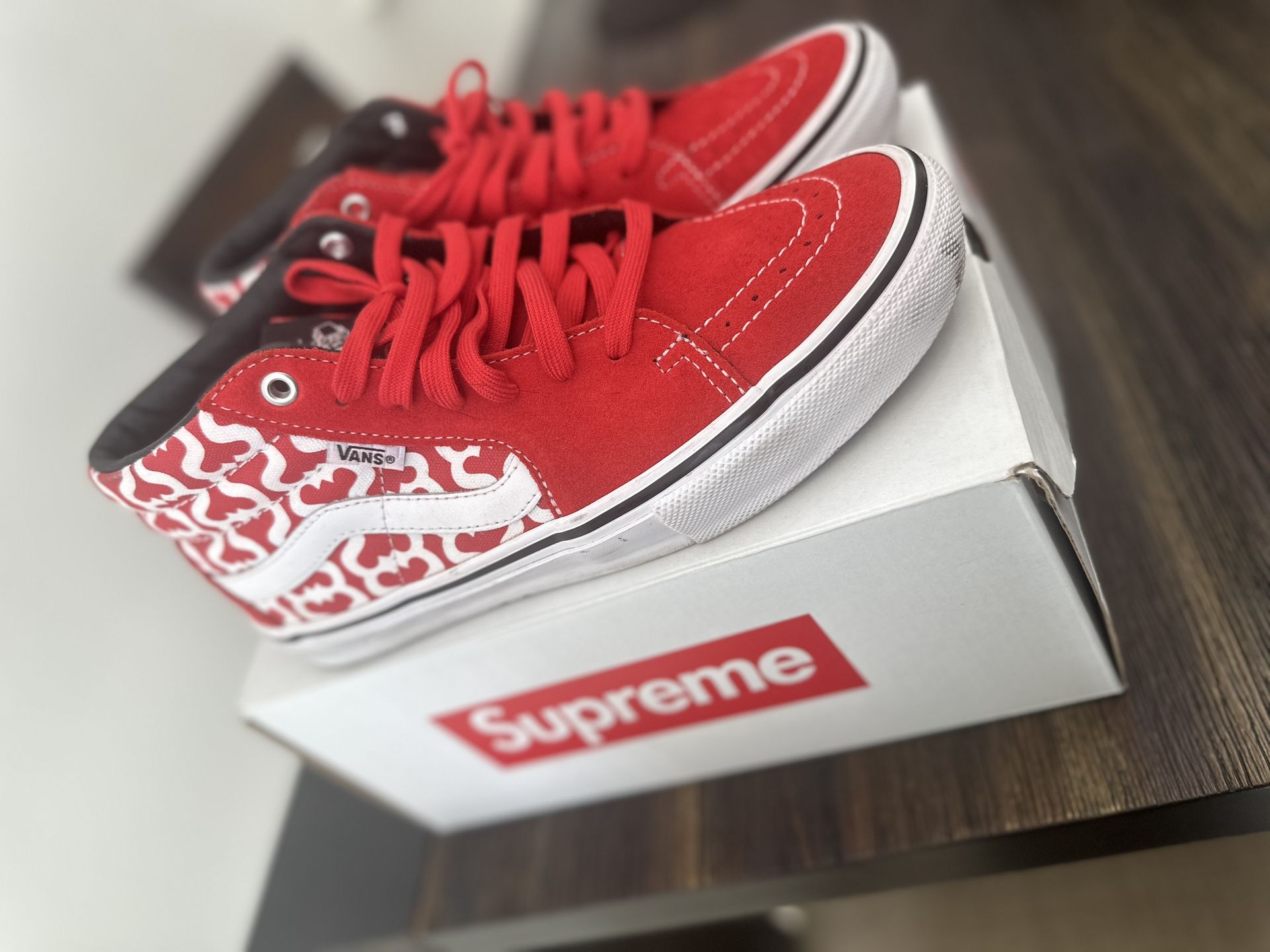 Supreme Vans Size 8.5m 