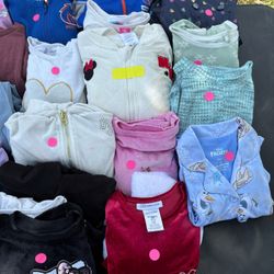 Girl’s Clothing