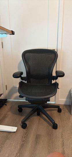 Desk Chair by Herman Miller - Aeron