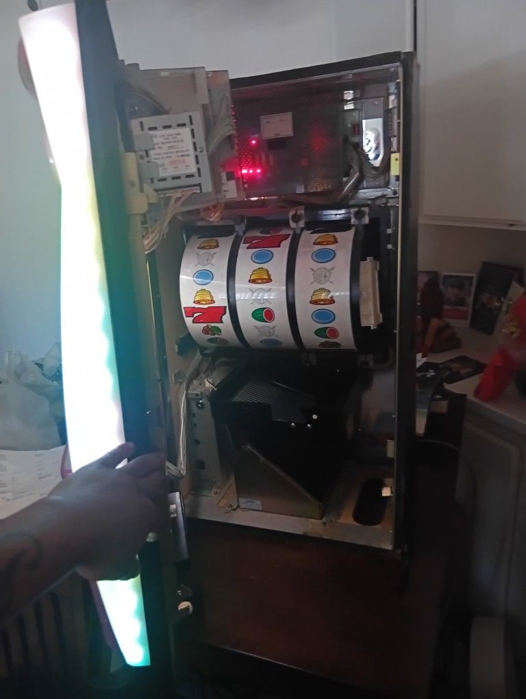 I Have My Slot Machine Yes It Works