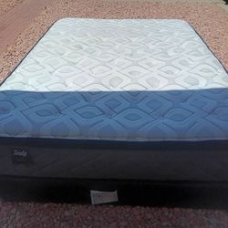 Queen size Sealy Mattress and box Spring