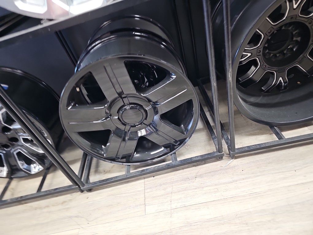 New Set Of Rims On New Tires 275 55 20