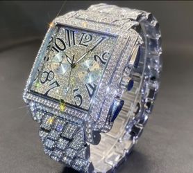 Men's shiny blinged out watch