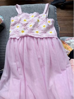 Girls dress
