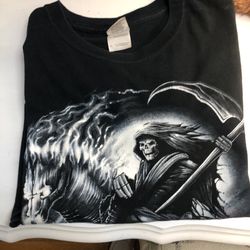 Men’s XL T-shirt