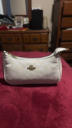 White vanilla cream Coach bag