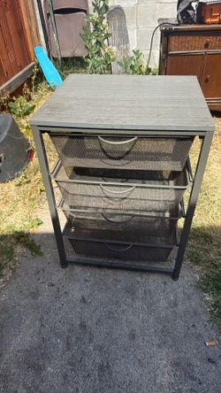 Use wire 4 doors  cabinet