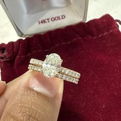 Engagement ring and band