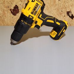 
DEWALT 1/2-in 20-volt Max Variable Speed Brushless Cordless Hammer Drill
(Local Pickup  $50