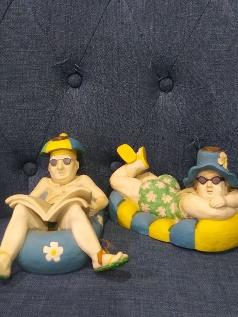 (VINTAGE) CERAMIC MAN/LADY WATER SPRINKLERS