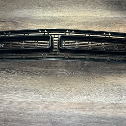 2015-2019 Dodge Challenger Front Bumper Upper Grille Center OEM MOPAR 
