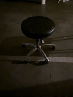 Adjustable Rolling Stool / Salon Office Chair