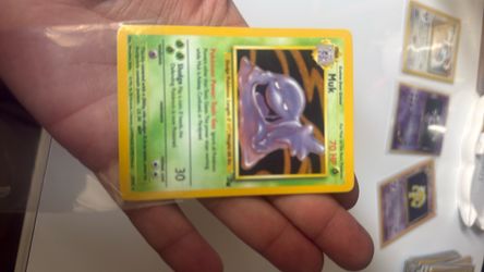 Muk Pokémon Trading Card 70 HP