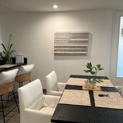 Dining Table And 4 Chairs $500!!