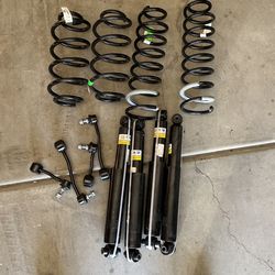 Jeep wrangler Sahara shocks springs and linkages