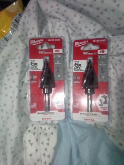 2 MILWAUKEE IMPACT STEP DRILL BITS #9