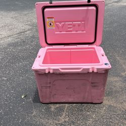 Yeti 35 Qt Ice Chest