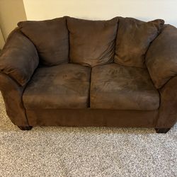 70x32 Sofa