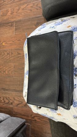 Zara black shoulder / cross body purse bag in great condition