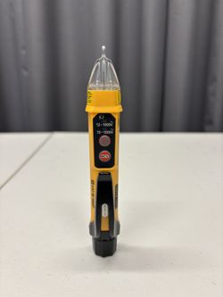 - 5A VOLTAGE TESTER + LASER POINTER