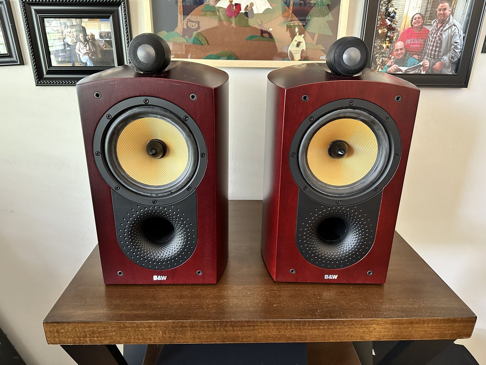 Bowers & Wilkins Nautilus 805 w factory Stands for Sale in Miami, FL ...
