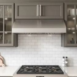 Zephyr Tempest I 750 High CFM Powerful Under Cabinet Range Hood