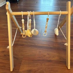 Wooden Baby Hanging Bar With Toys