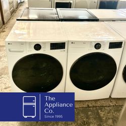 LG Front Load Washer & Gas Dryer Set