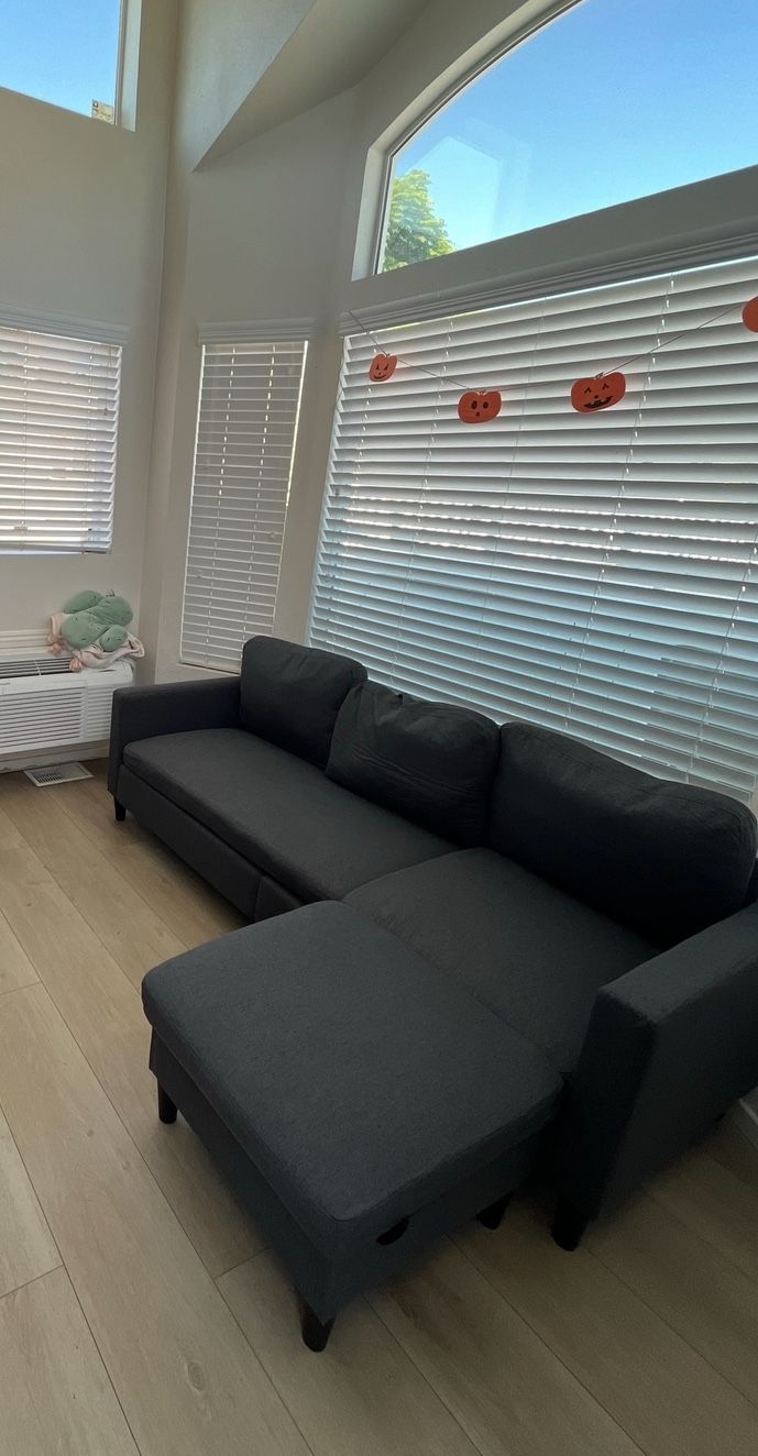 Sectional Sofa 