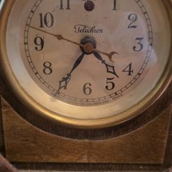 Vintage retro antique TELECHRON MOTORED CLOCK Working
